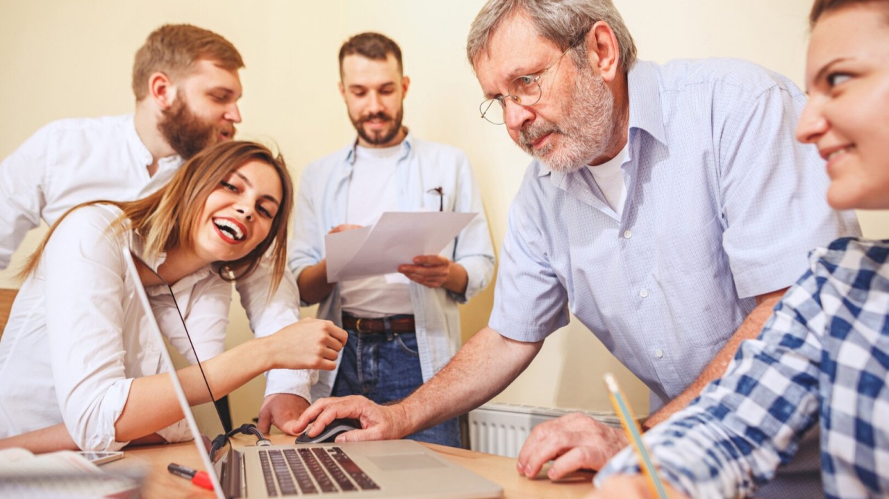 Reflexiones sobre el liderazgo multigeneracional